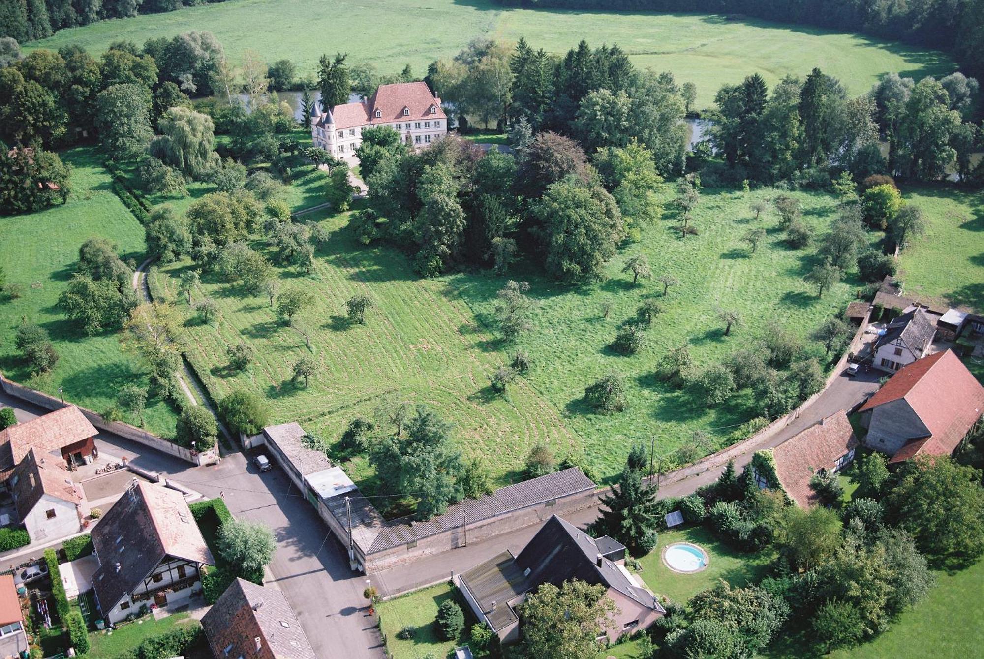 Chateau De Werde Bed & Breakfast Matzenheim Exterior photo